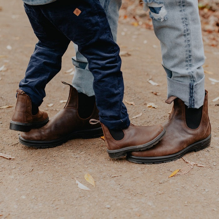 Blundstone 1468 Kids Series Antique Brown Chelsea Boots