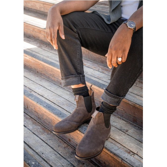 Men's Blundstone classic brown Chelsea boots