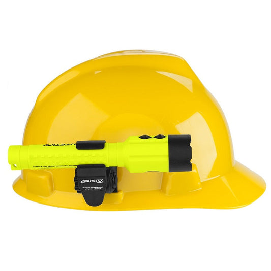 Maxisafe LXPP-5414GX-K01 Nightstick Dual Light Flashlight with Tail Magnet and Mount 120L