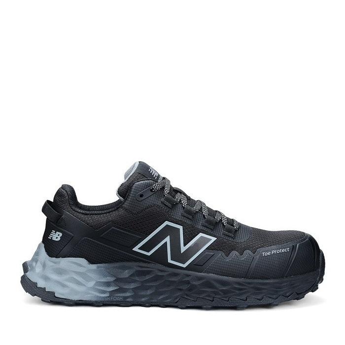 New Balance MEFCCAP Fresh Foam Cremorne - Black/Grey - Side View